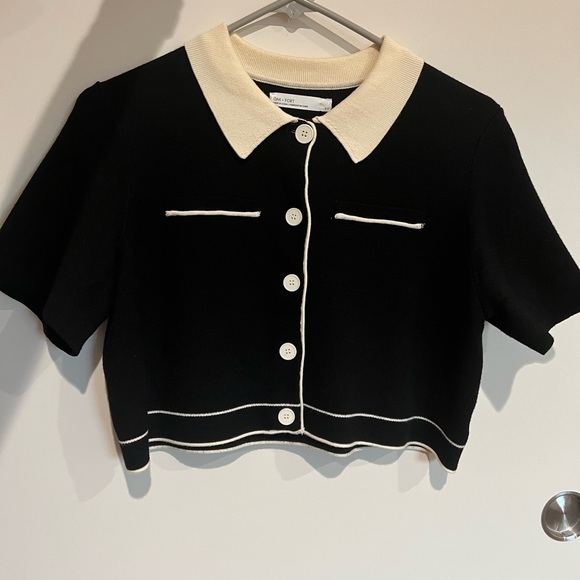 OAK + FORT Cropped Knit Contrast Trim top - Picture 6 of 6